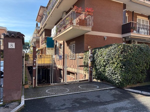 locale di sgombero in vendita a Roma