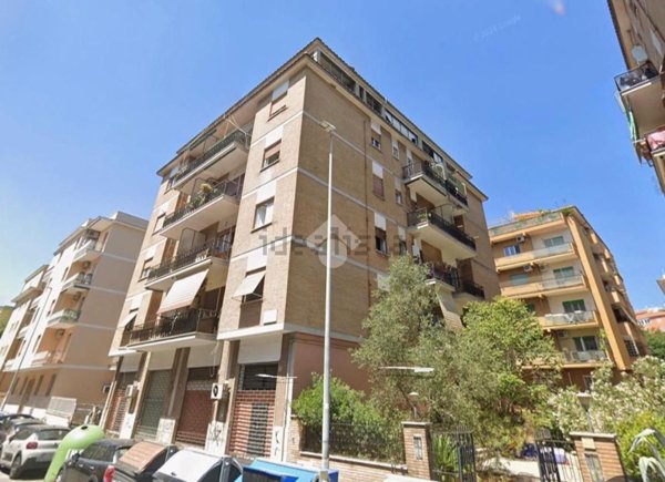 appartamento in vendita a Roma in zona Portuense