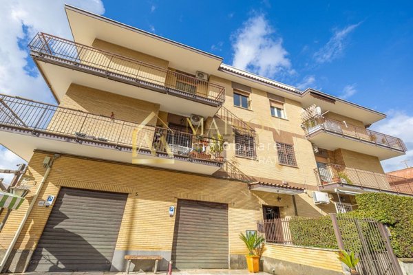 appartamento in vendita a Roma in zona Prima Porta