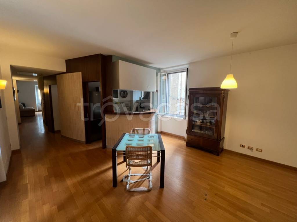 appartamento in vendita a Roma in zona Parione/Sant'Eustachio