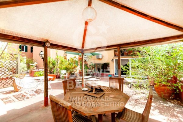 appartamento in vendita a Roma in zona Trastevere