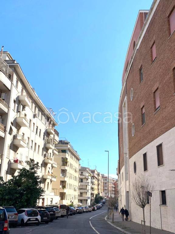 appartamento in vendita a Roma in zona Nomentano