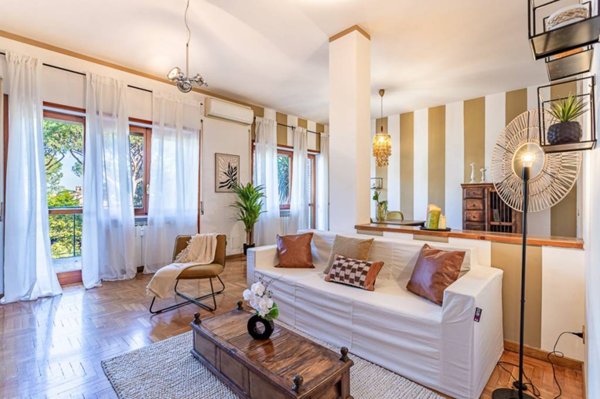 appartamento in vendita a Roma in zona Mostacciano