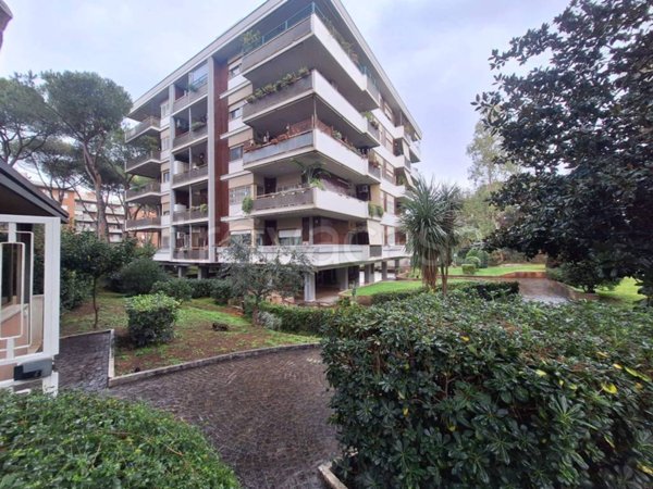 appartamento in vendita a Roma in zona Mostacciano