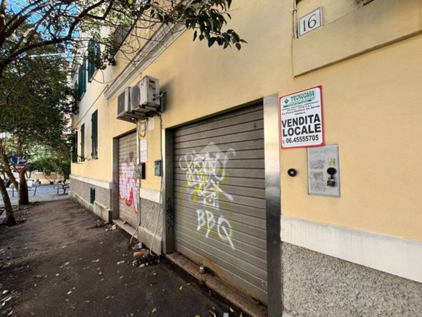 negozio in vendita a Roma in zona Nomentano