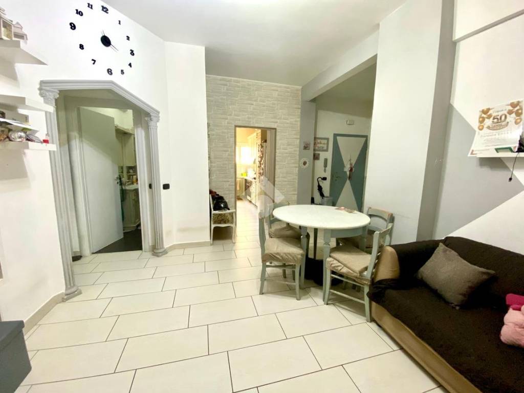 appartamento in vendita a Roma in zona Don Bosco