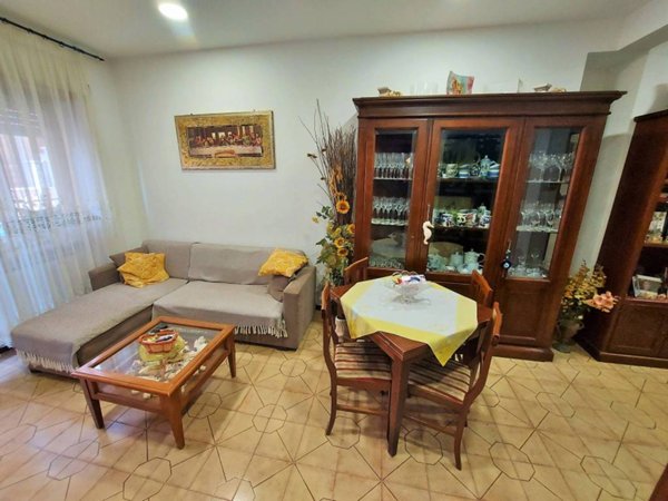 appartamento in vendita a Roma in zona Ostia