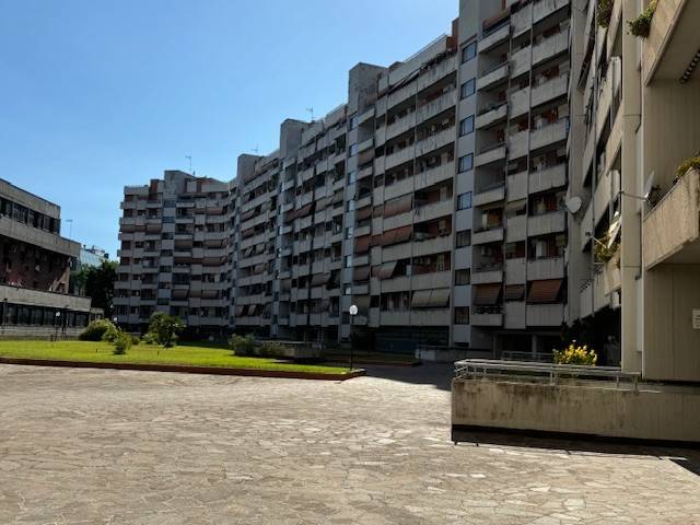 appartamento in vendita a Roma in zona Cinecittà