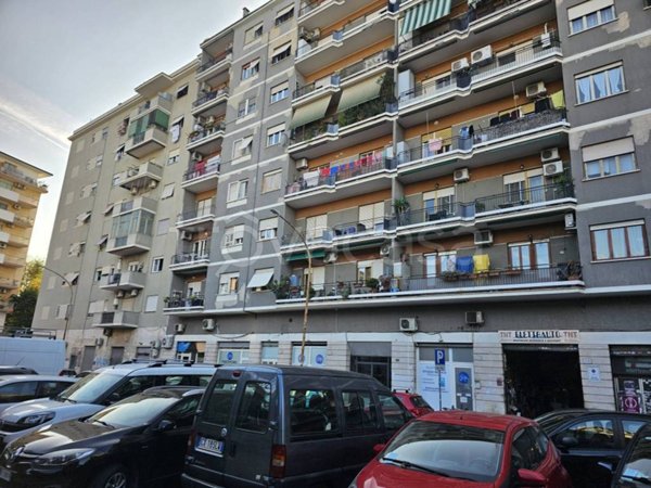 appartamento in vendita a Roma in zona Tuscolano