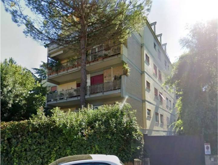 appartamento in vendita a Roma in zona Della Vittoria