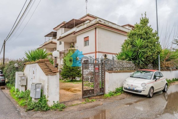 appartamento in vendita a Roma in zona Piana del Sole