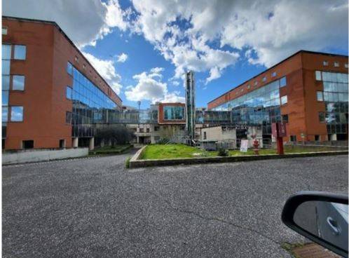 intera palazzina in vendita a Roma in zona Trigoria