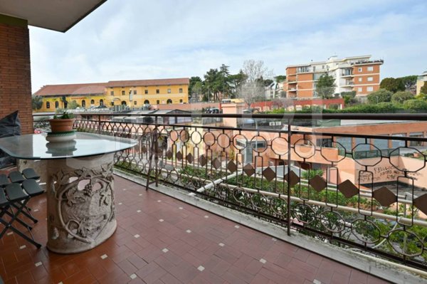 appartamento in vendita a Roma in zona Gianicolense