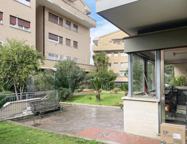 appartamento in vendita a Roma