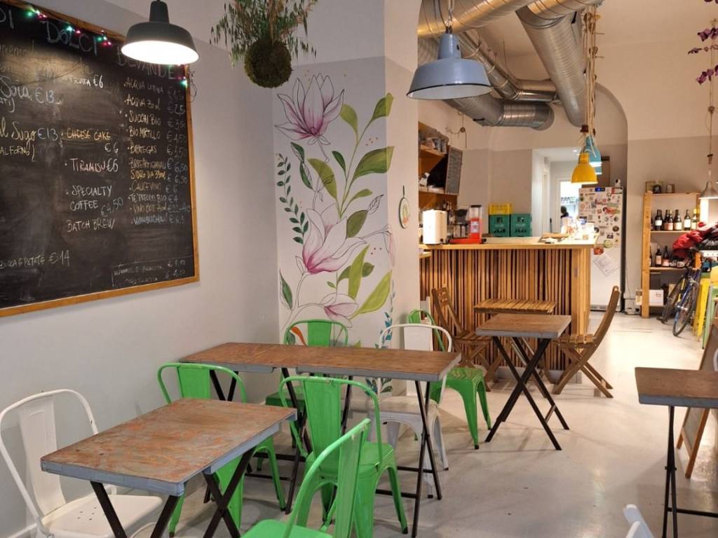 negozio in vendita a Roma in zona Salario