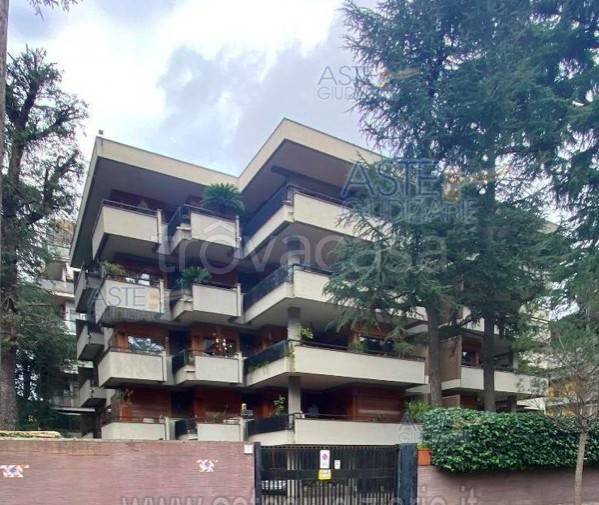 appartamento in vendita a Roma in zona Tor di Quinto