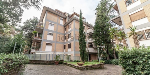 casa indipendente in vendita a Roma in zona Portuense