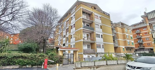 appartamento in vendita a Roma in zona Portuense