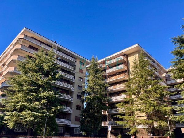 appartamento in vendita a Roma in zona EUR