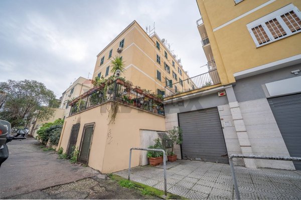 appartamento in vendita a Roma in zona Prenestino-Centocelle