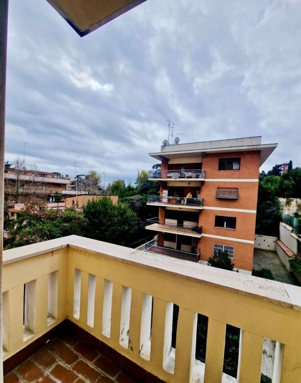 appartamento in vendita a Roma in zona Nomentano