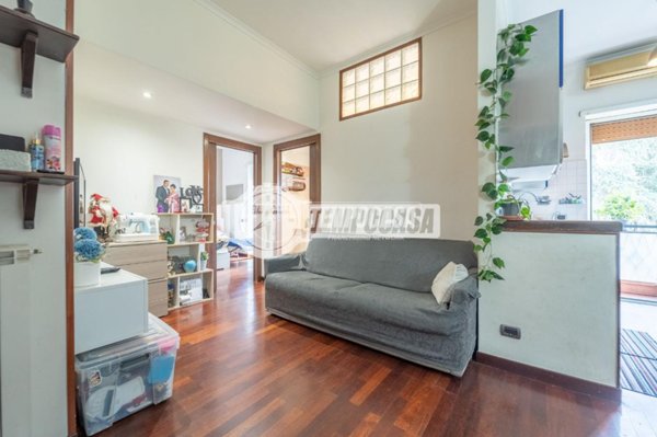 appartamento in vendita a Roma in zona Corviale