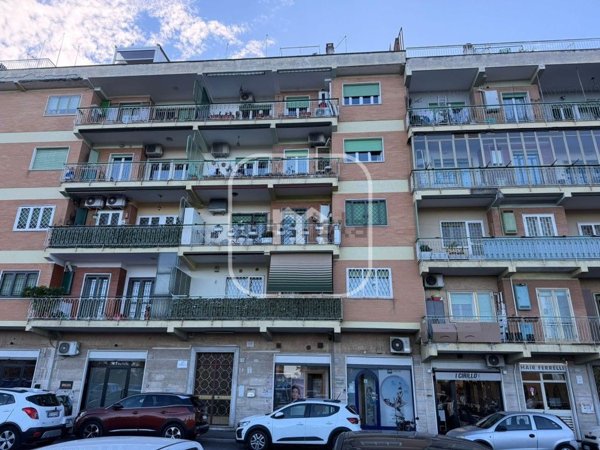 appartamento in vendita a Roma in zona Collatino