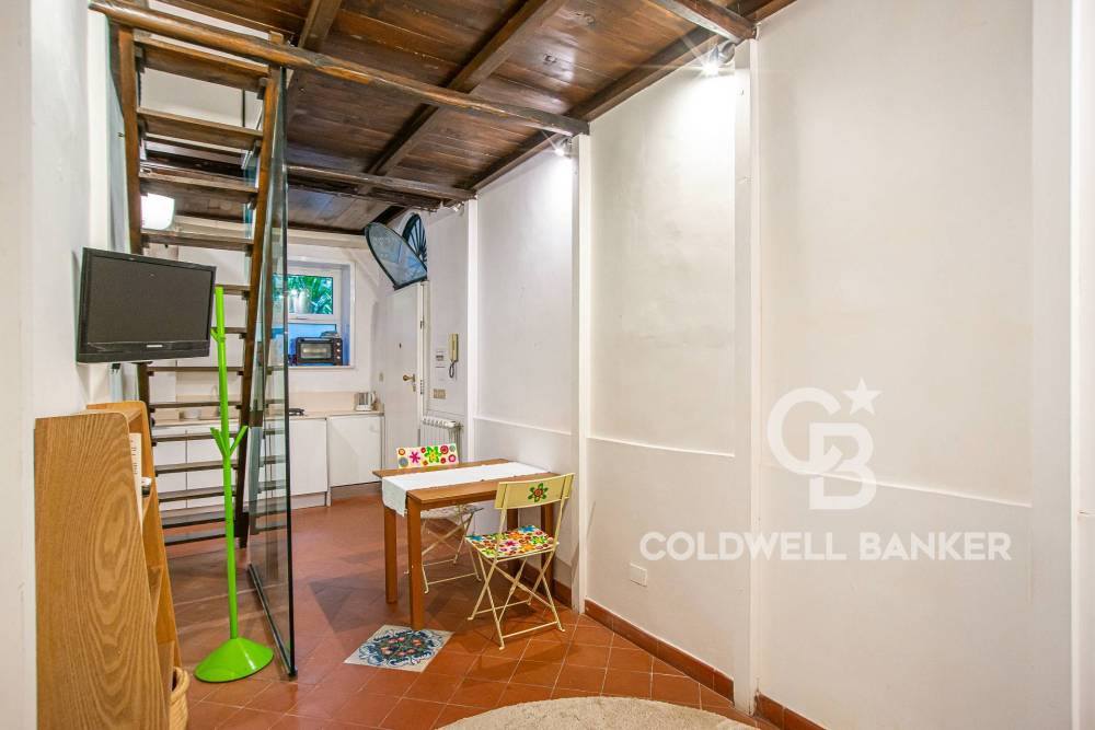 appartamento in vendita a Roma in zona Rione di Ponte