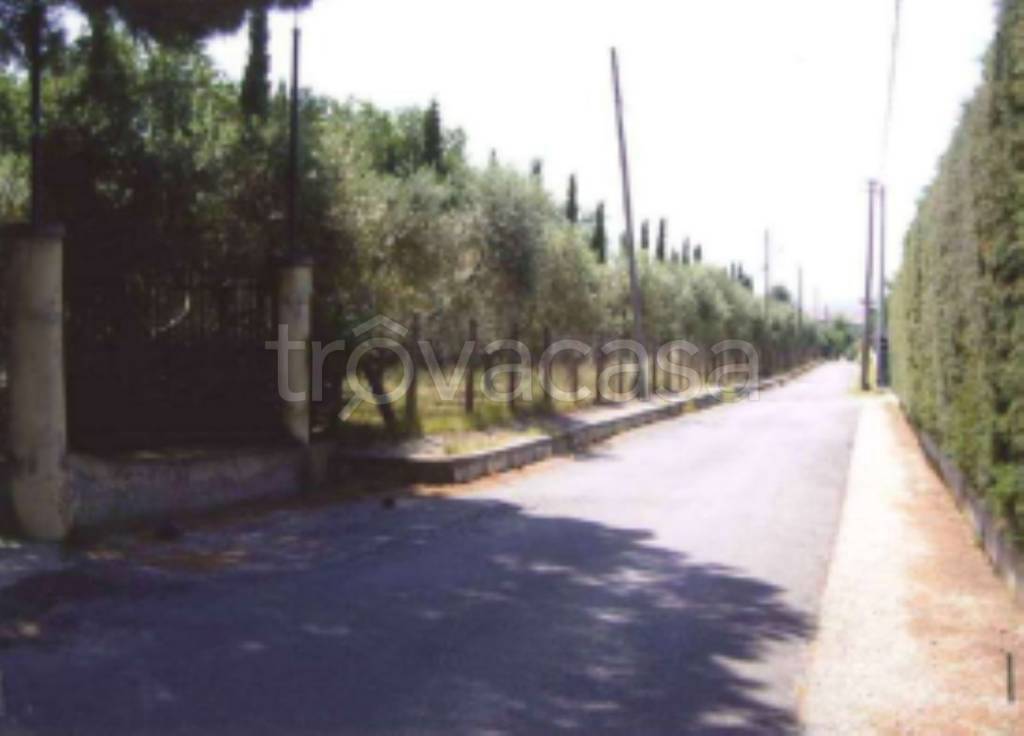 terreno edificabile in vendita a Roma in zona Alessandrino