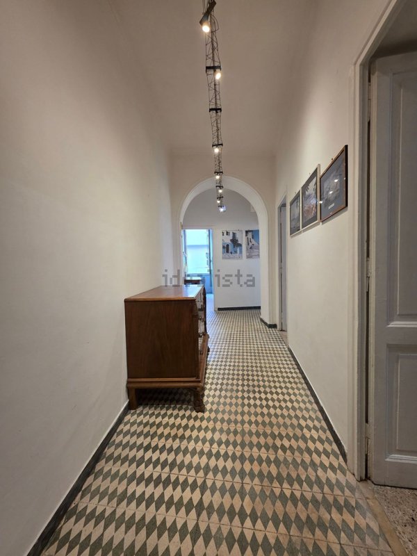 appartamento in vendita a Roma in zona Tuscolano