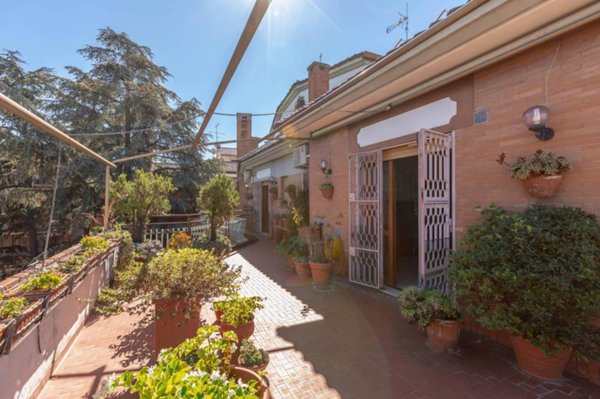 appartamento in vendita a Roma in zona Monte Sacro/Talenti