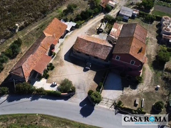 appartamento in vendita a Roma in zona Piana del Sole