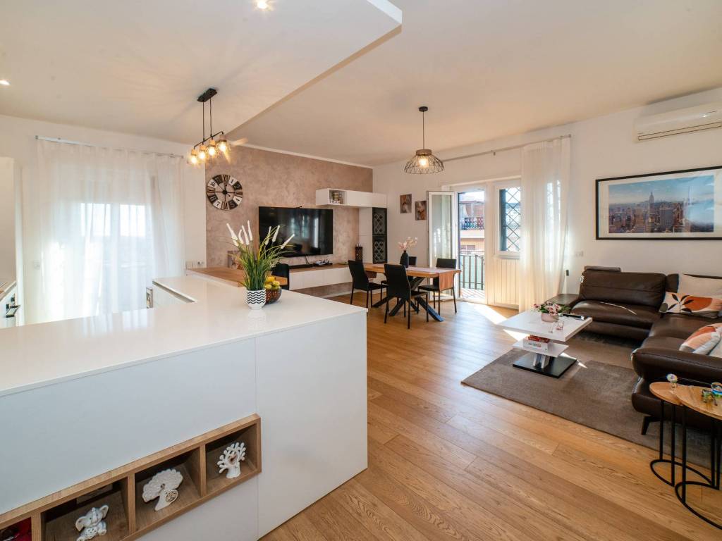 appartamento in vendita a Roma in zona Ottavia