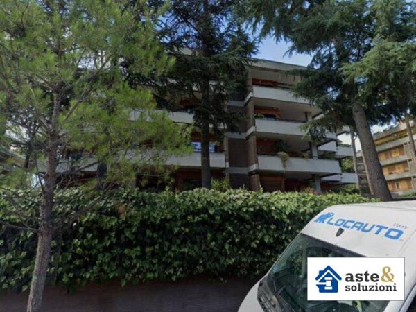 appartamento in vendita a Roma in zona Tor di Quinto