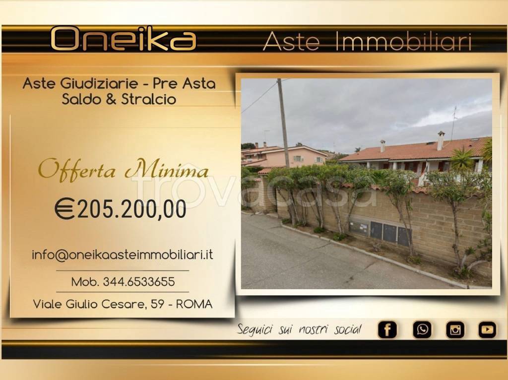 casa indipendente in vendita a Roma in zona Infernetto