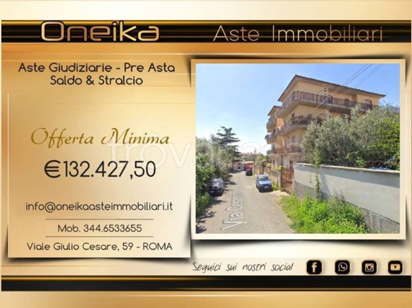 appartamento in vendita a Roma in zona Finocchio