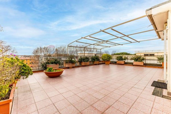 appartamento in vendita a Roma in zona Acilia