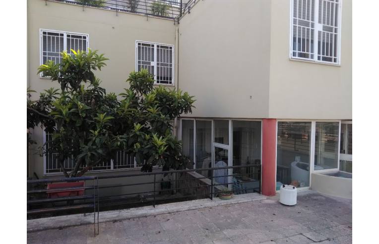 appartamento in vendita a Roma in zona Ardeatino