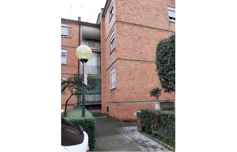 appartamento in vendita a Roma in zona Torre Spaccata
