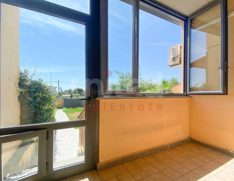 casa indipendente in vendita a Roma in zona Longarina