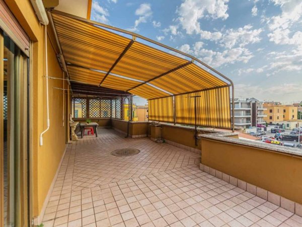 appartamento in vendita a Roma in zona Prenestino-Centocelle