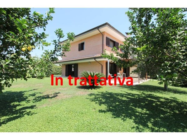 casa indipendente in vendita a Roma in zona Ottavia