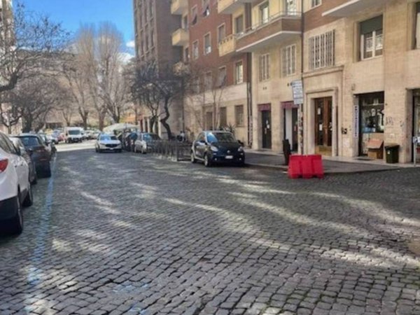 negozio in vendita a Roma