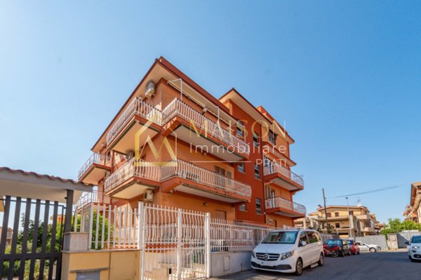 appartamento in vendita a Roma in zona Collatino