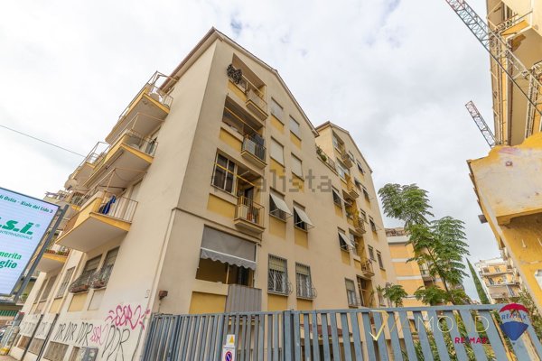 appartamento in vendita a Roma in zona Ostia