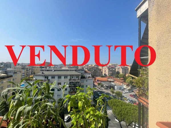 appartamento in vendita a Roma in zona Prenestino-Labicano