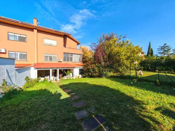 appartamento in vendita a Roma in zona Ostiense