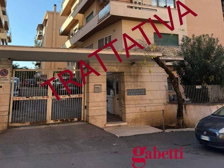appartamento in vendita a Roma in zona Primavalle