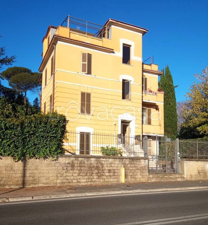 appartamento in vendita a Roma in zona La Pisana