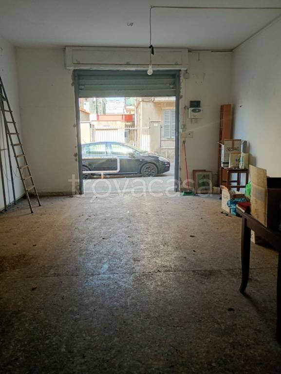 negozio in vendita a Roma in zona Prenestino-Centocelle